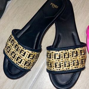 Sandals flat fendi